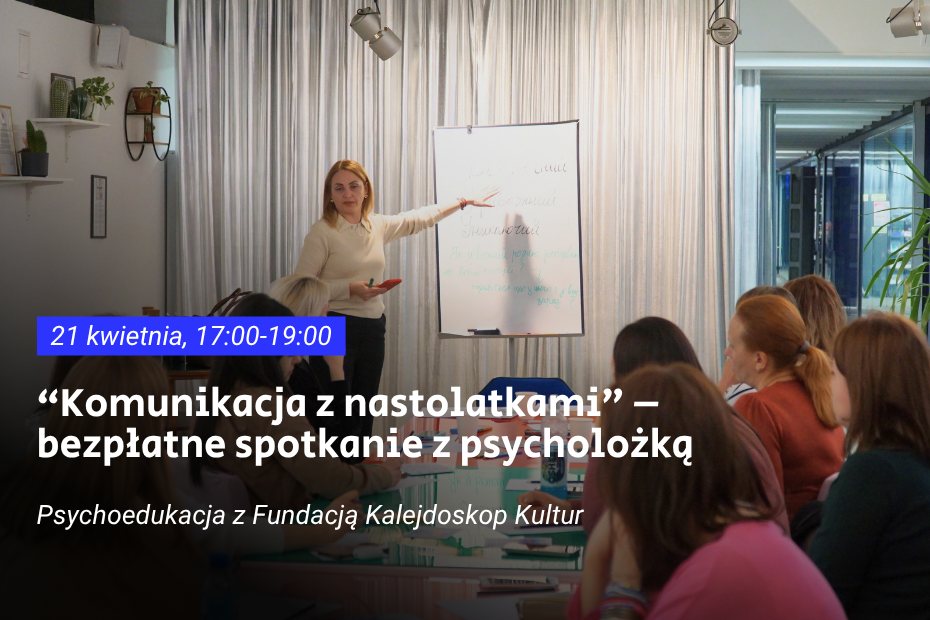 Plakat przedstawia nazwę i datę spotkania na tle zdjęcia kobiety prowadzącej prezentację przed grupą dziewięciu osób.